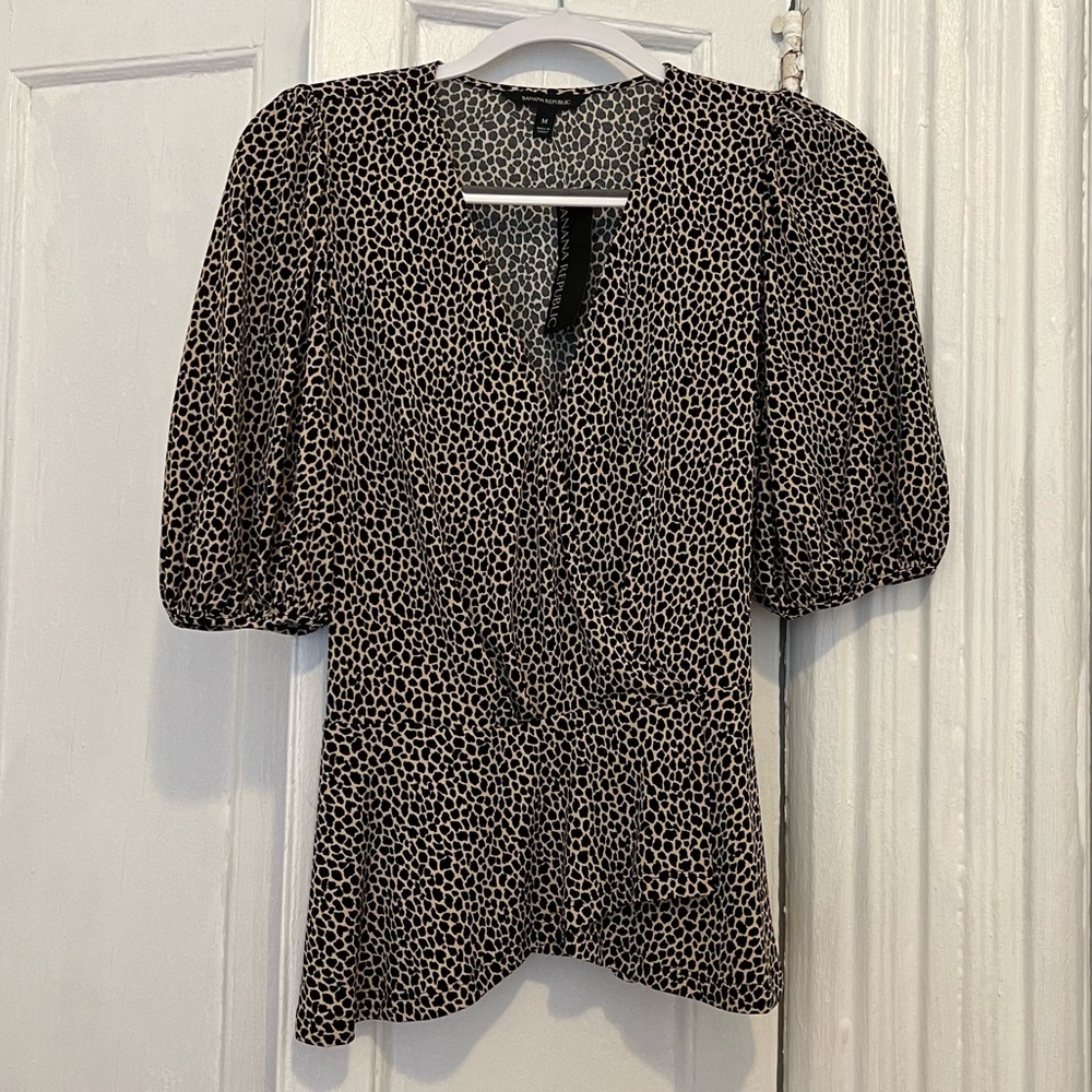 Banana Republic animal print blouse